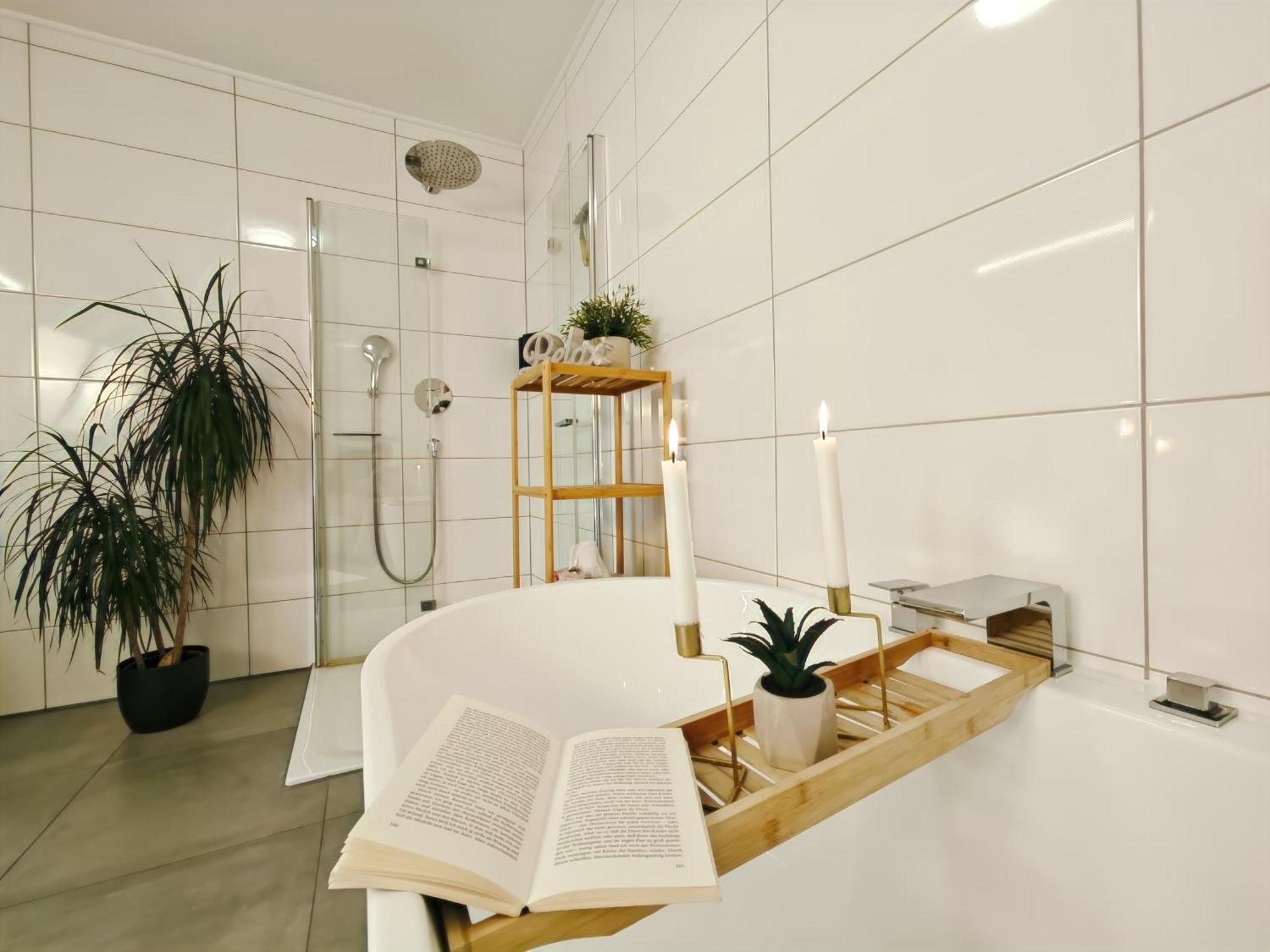 Kaiserin Sisi Fuer Bis Zu 6 - Arbeitsplatz, Badewanne, Parkplatz, Waschmaschine Dinkelsbühl Exterior foto